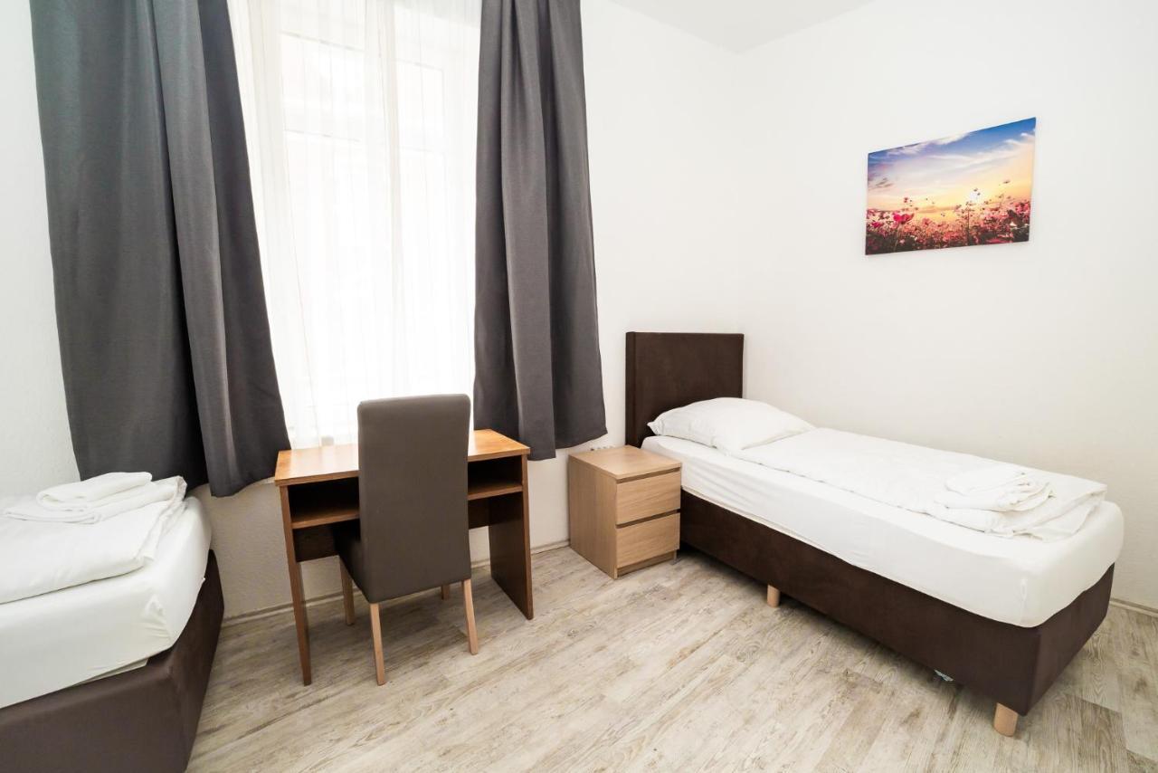 Othman Göttinger Straße 1og *