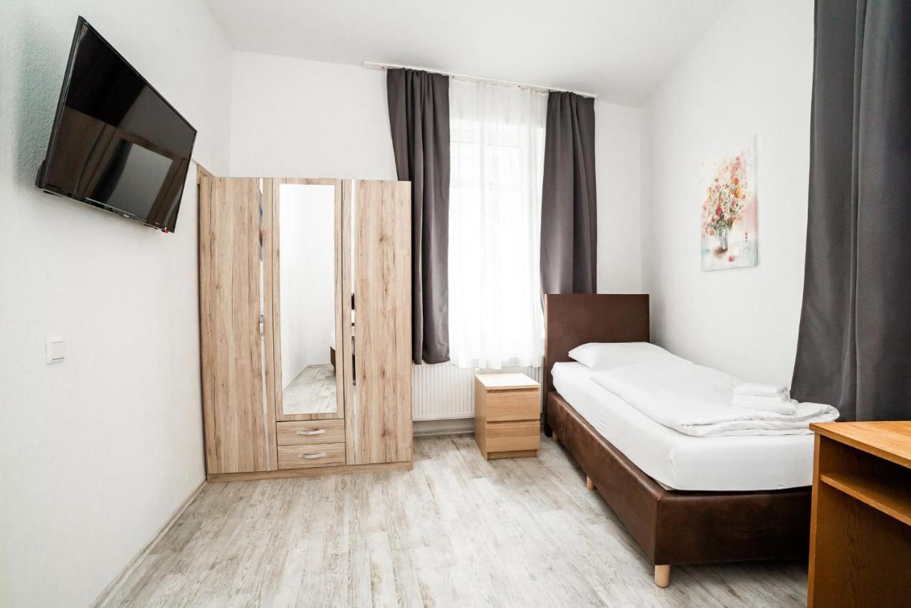 Othman Göttinger Straße 1og