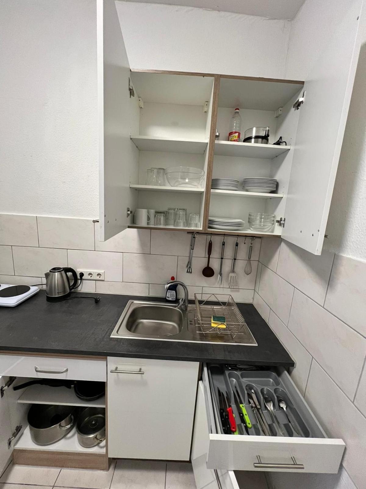 Apartment Othman Göttinger Straße 1og *